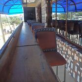 Mau Summit Hotel