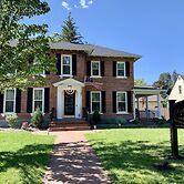 Grand Colonial B&B