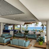 Hotel Arawak Beach Resort