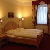 Hotel & Restaurant bei Zwillings