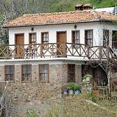 Sirince Dogadaki Evler