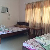 Tay LeLong's Pension House