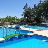 Cabañas Bungalows Camping La Vera
