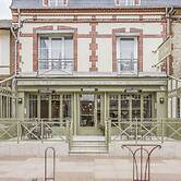 Les Cabines