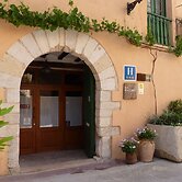 Cal Maginet Hotel