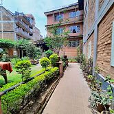 Pradhan House Homestay with Garden