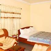 Green Park Hotel and Suites