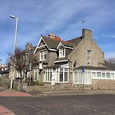 Brentwood Villa Bed and Breakfast