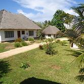 Simba Oryx Beach Cottages