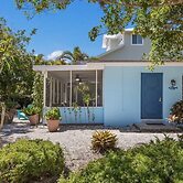 Minnow 1 1 Bedroom Cottage by RedAwning