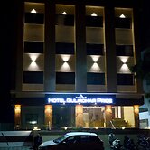 Hotel Gulmohar Pride
