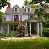 Governor's Bed and Breakfast