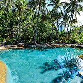 Poinciana 011 Deluxe 2 Bedroom Apartment Centrally Located With Golf B