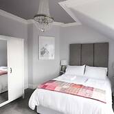 High Terrace Apartment