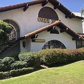 Cozy Inn