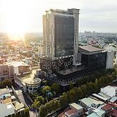 The Mira Central Park Hotel