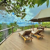 Palau Carolines Resort