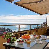 Ático soleado con vistas al mar