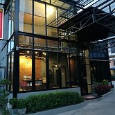 T4 Hotel Sisaket
