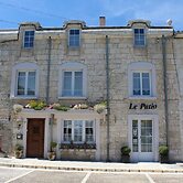 Le Patio Chambres et Table dHotes