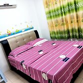 H Homestay - Semi D 1000Mbps (1Gbps) Wifi, Astro & Private Parking