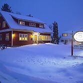 Old Iron Inn Bed and Breakfast