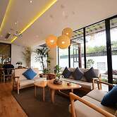 Taihu Baopu LingXia Inn