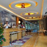 Ramada Suites by Wyndham Solo