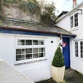 13 Castle Hill