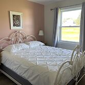 Gateway to Greenwich Suites