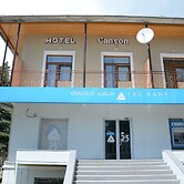 Canyon Hotel