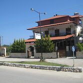 Petradaki Apartments