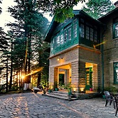 Brij Villa, Dalhousie - A Colonial Luxury Retreat