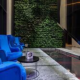 Vola Residence
