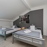 Hotel Rühen 24-hour check-in, free parking, guest kitchen