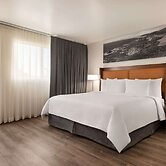 La Quinta Inn & Suites by Wyndham San Luis Obispo Downtown