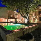 1784 Domaine de Lourmarin