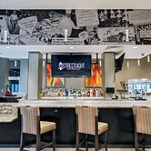 Holiday Inn & Suites Philadelphia W - Drexel Hill by IHG