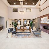 Pomeroy Inn & Suites Prince George