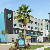 Tru by Hilton Houston Webster NASA