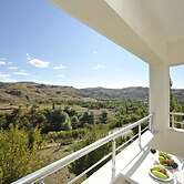 Baskent Demiralan Hotel