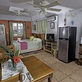 Miramar Apartments