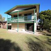 Sunseekers at Hat Head