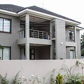 Apartments at 14 Mombo Road