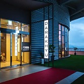 DARAKHYU Yeosu Capsule Hotel by WALKERHILL