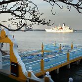 Waterfront Granary A Museum Hotel