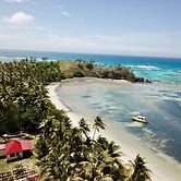 Safe Landing Eco Lodge