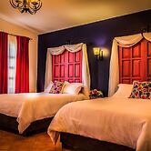 Maria De Nadie Hotel Boutique