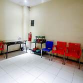 RedDoorz near Pasar Tarapung Siring Banjarmasin