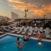 Mayan Monkey Los Cabos | Social Hotel